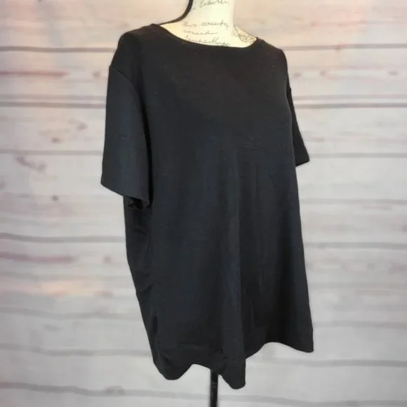 ♡3/$30♡ Danskin Short Sleeve Tunic Tee - Picture 3 of 5